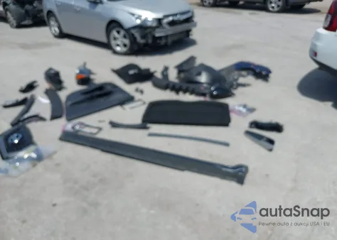 2019 Nissan Kicks Sr from USA, damaged, VIN 3N1CP5CU5KL562019